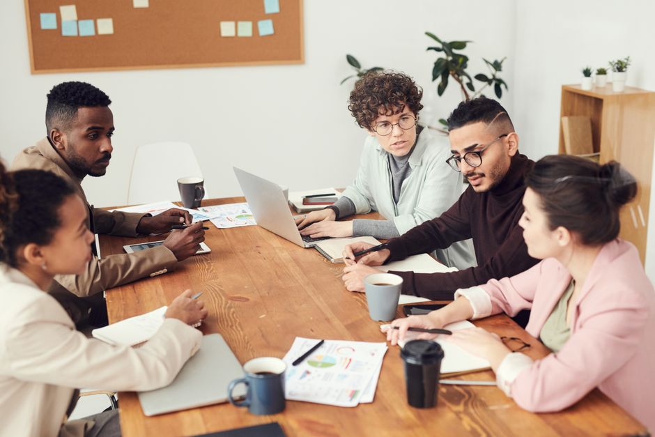 How to Run a Productive Board Meeting in 30 Minutes
