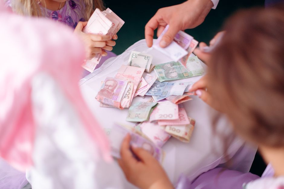 Run a Rotating Savings Circle Online (ROSCA Guide)